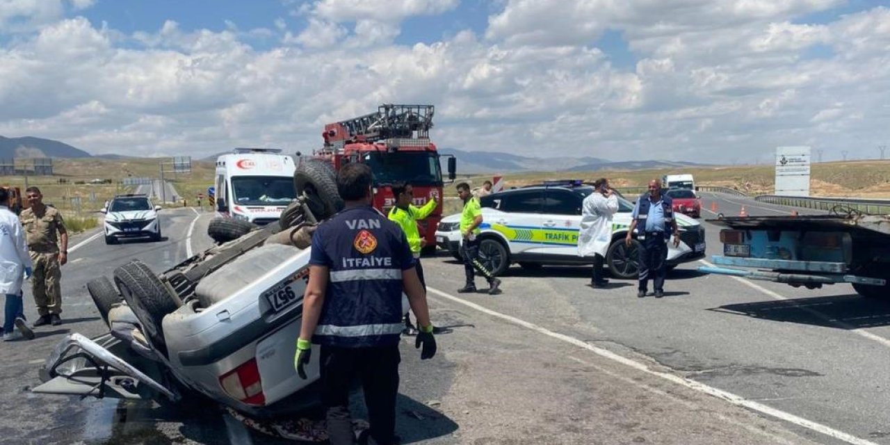Van Başkale'de trafik kazası 1 ölü, 3 yaralı