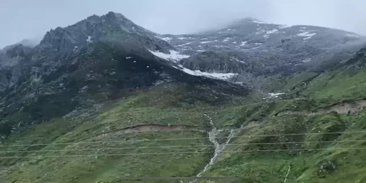 Bir ilimiz Haziran ayında beyaza büründü