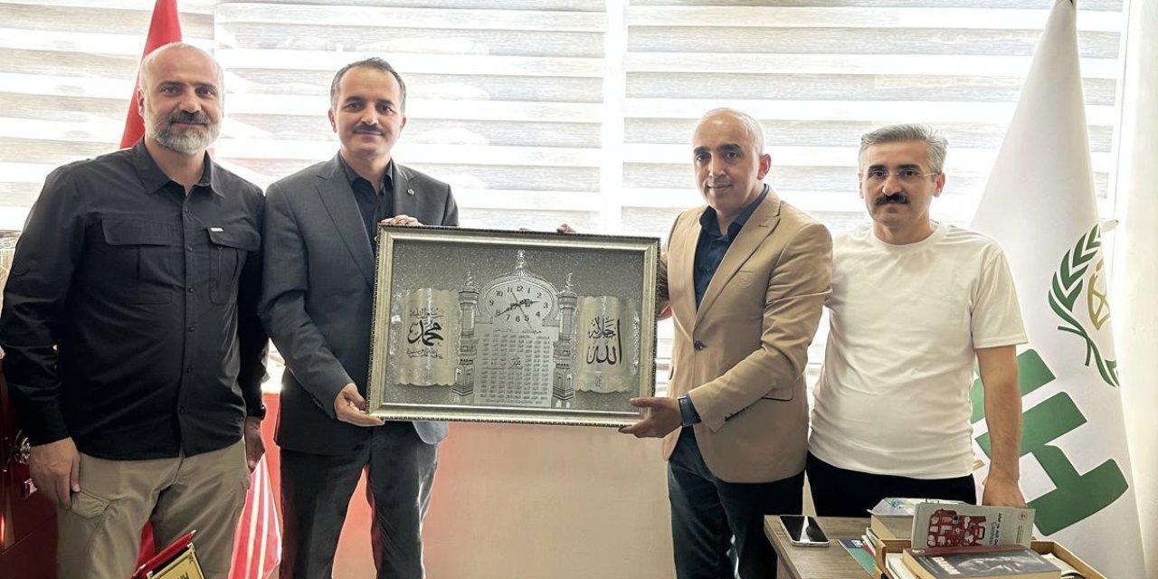 Hakkari İHH'da Yönetim Değişikliği