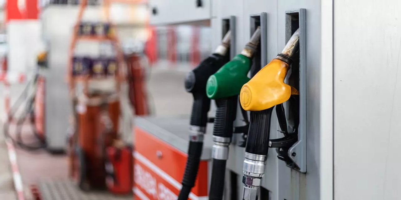 Brent petrol 67 dolara düşmüştü! Çifte indirim geliyor: Akaryakıt tabelası tekrar değişiyor.