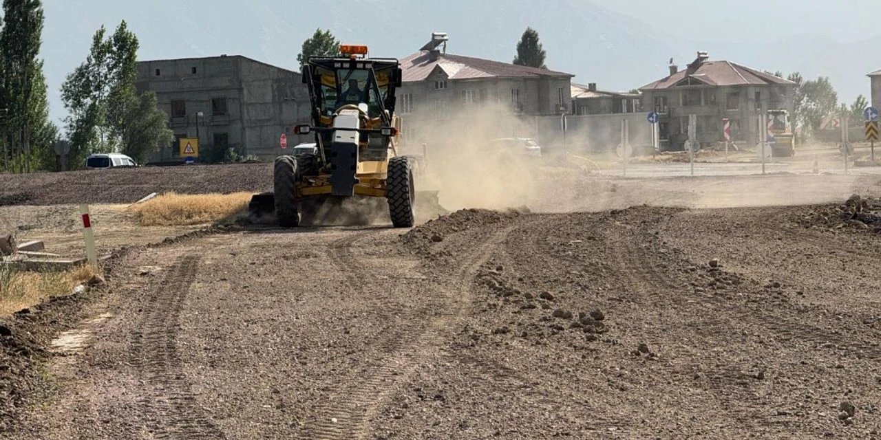 Çevre Yolunda 5.3 Kilometrelik Asfalt Çalışması devam ediyor