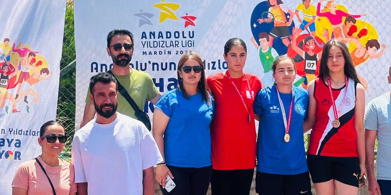 Hakkarili sporculardan Mardin'de büyük başarı