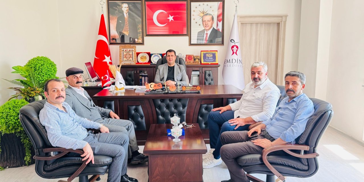 Önceki dönem MHP yöneticilerinden Başkan Şakar’a Ziyaret