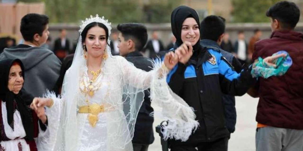 Trabzonlu Kadın Polis Hakkari’ye veda etti