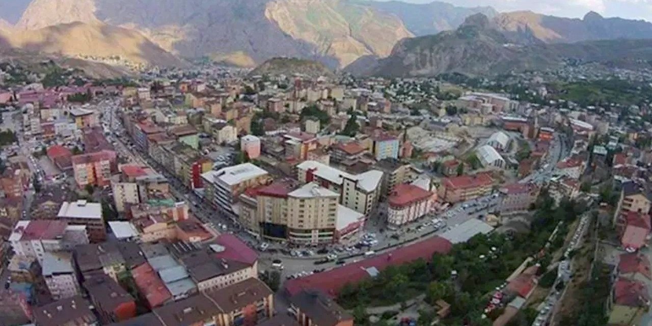Hakkari Belediyesi’nden asfalt açıklaması