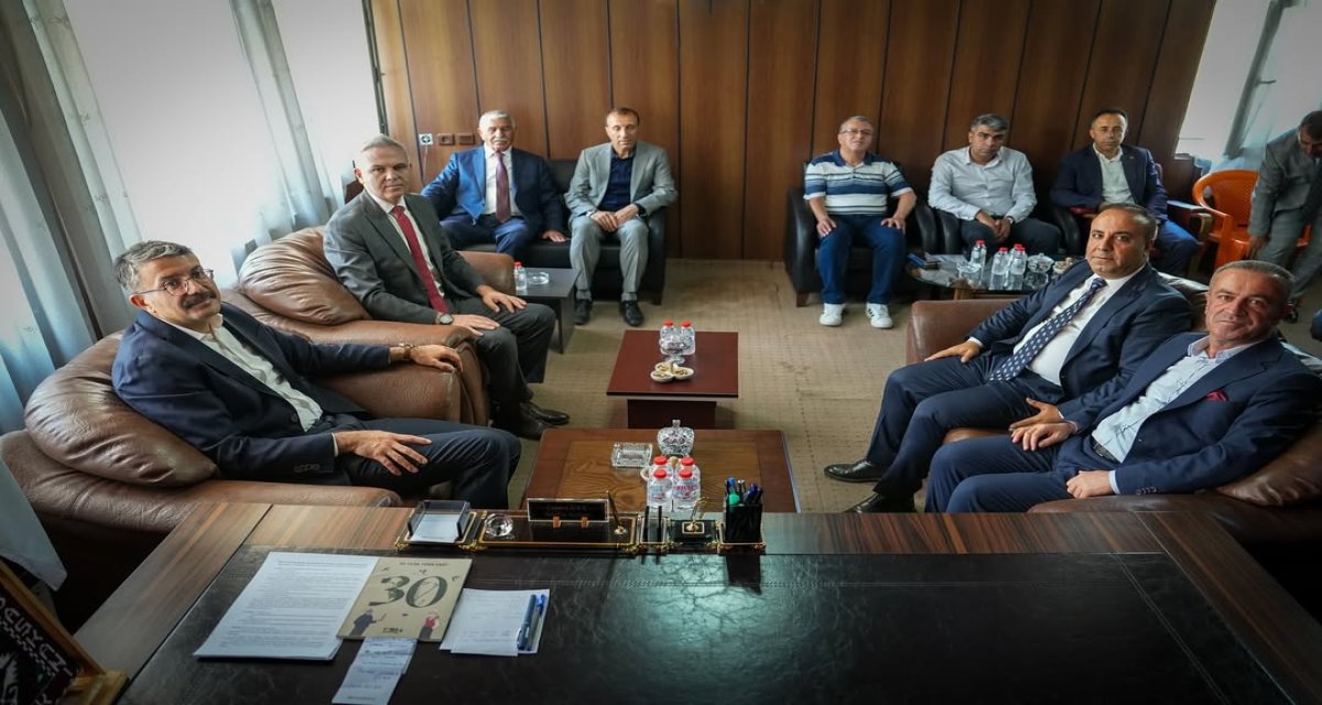 Vali Ali Çelik’ten Belediye Ziyareti