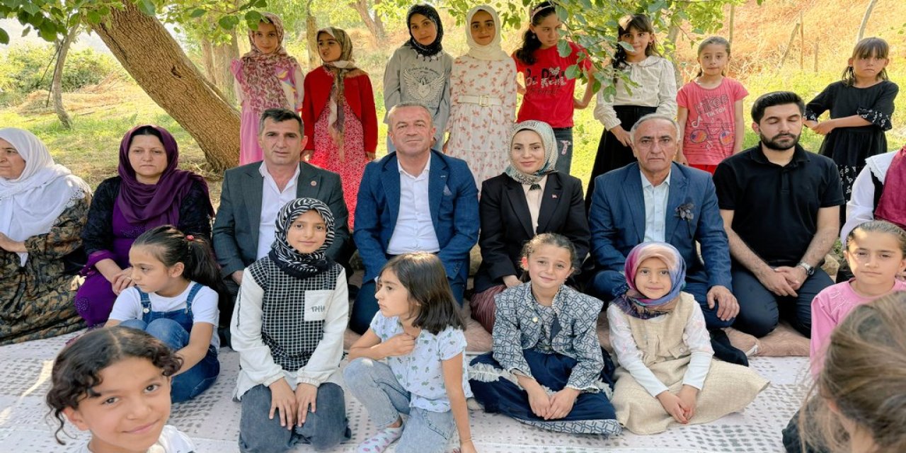 AK Parti'den Şemdinli ve Yüksekova'ya ziyaretler