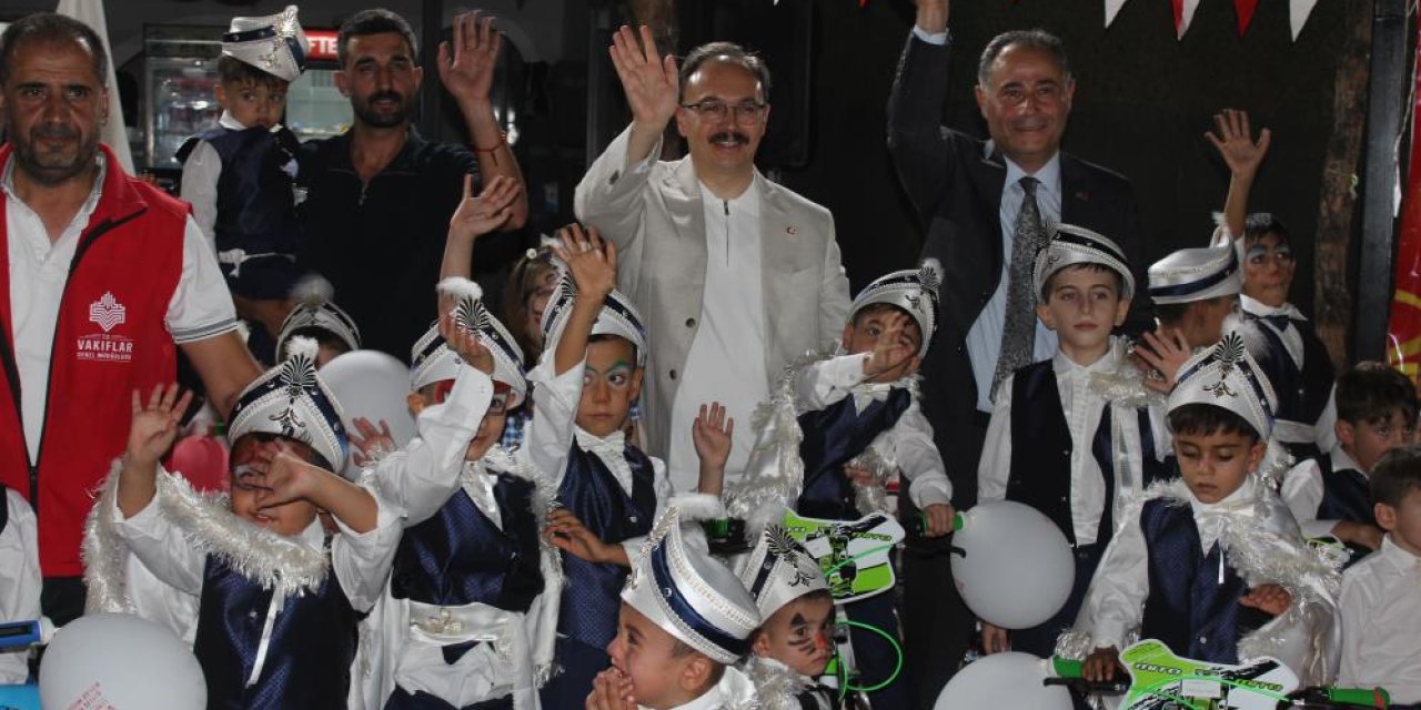 160 çocuk törenle sünnet edildi