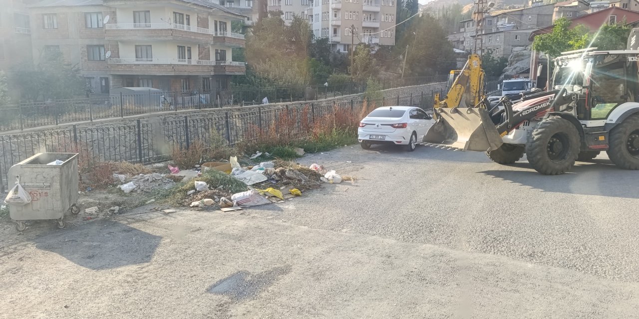 Molozların yeri çöp noktası değil!