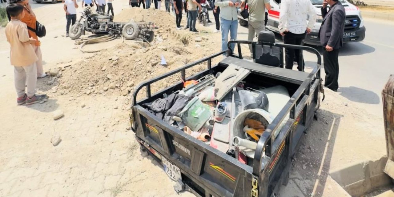 Motosikleti ikiye ayrıldı: 1 yaralı