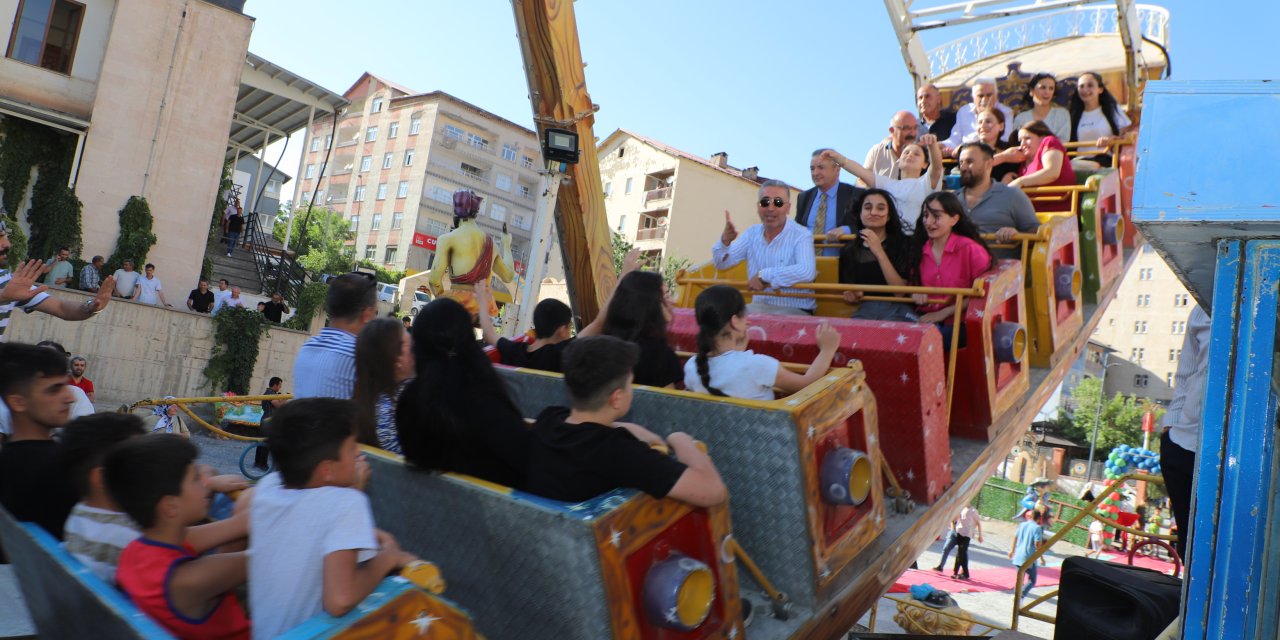 Hakkari’de uzun aradan sonra Lunapark sevinci