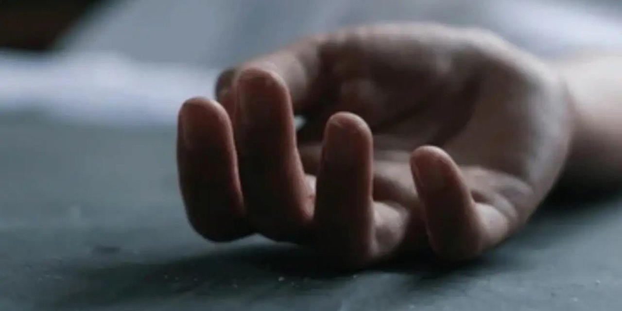 Talihsiz Kaza: 220 Kiloluk eşi hayatına mal oldu