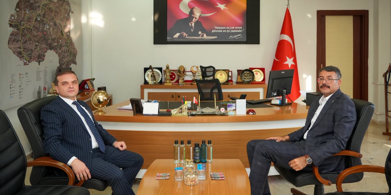 Vali Çelik’ten Başsavcı Hazinedaroğlu’na hayırlı olsun ziyareti