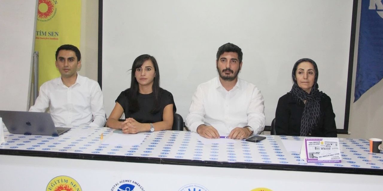 Hakkari DEM Parti'de süreç toplantısı yapıldı