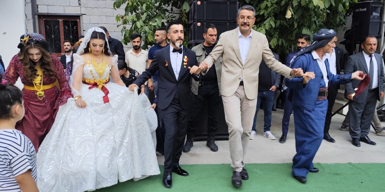Vali Çelik, Şehit ailesinin düğün törenine katıldı
