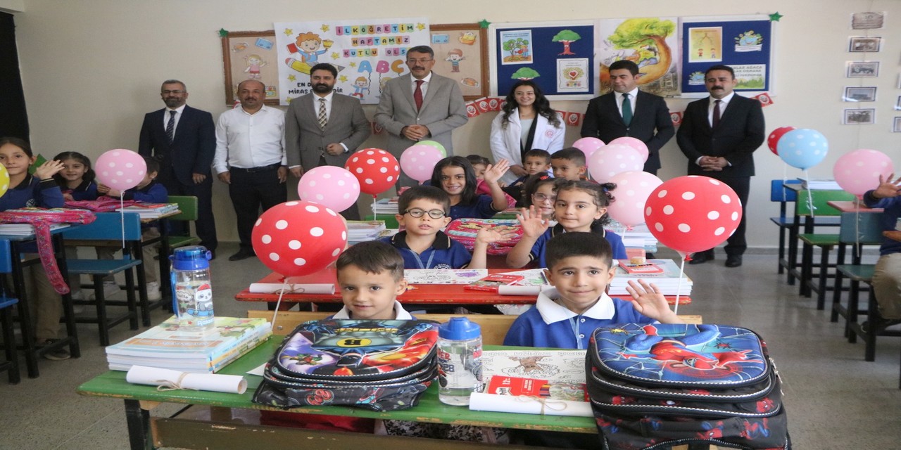 Vali Ali Çelik’ten öğrencilere yeni eğitim yılı hediyesi