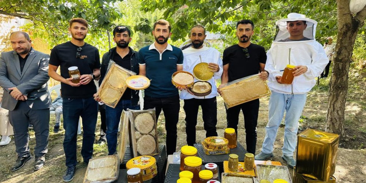 Yüksekova’da bal hasadı başladı