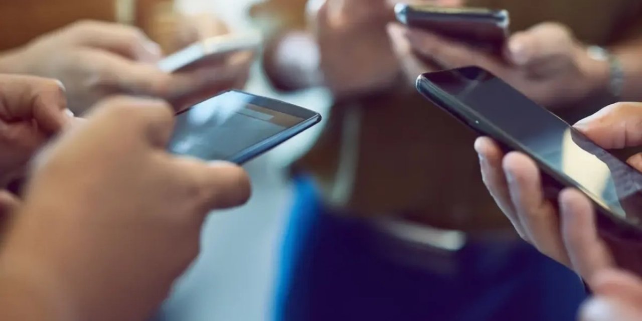 3 ay sonra milyonlarca telefon kullanıma kapatılacak