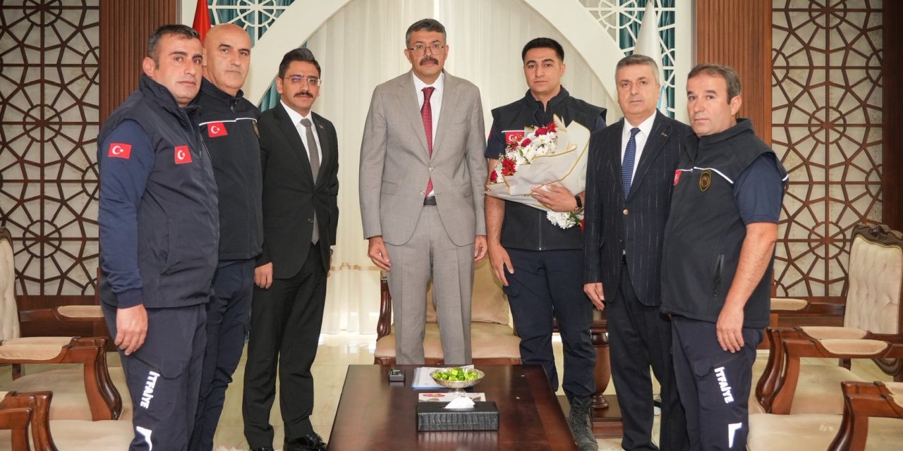Vali Çelik, itfaiye ekibini ağırladı