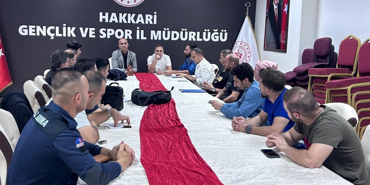 Hakkari’de Kamu spor oyunları teknik toplantısı yapıldı