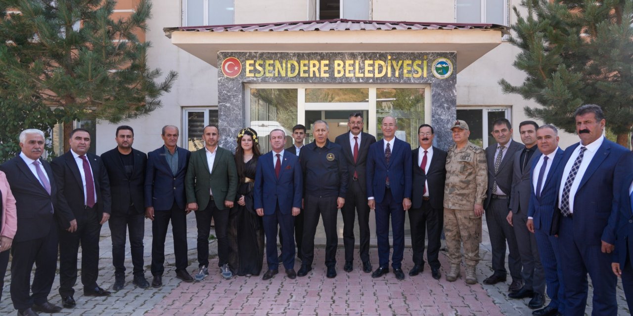 Bakan Yerlikaya'dan Başkan Büyüksu'ya ziyaret