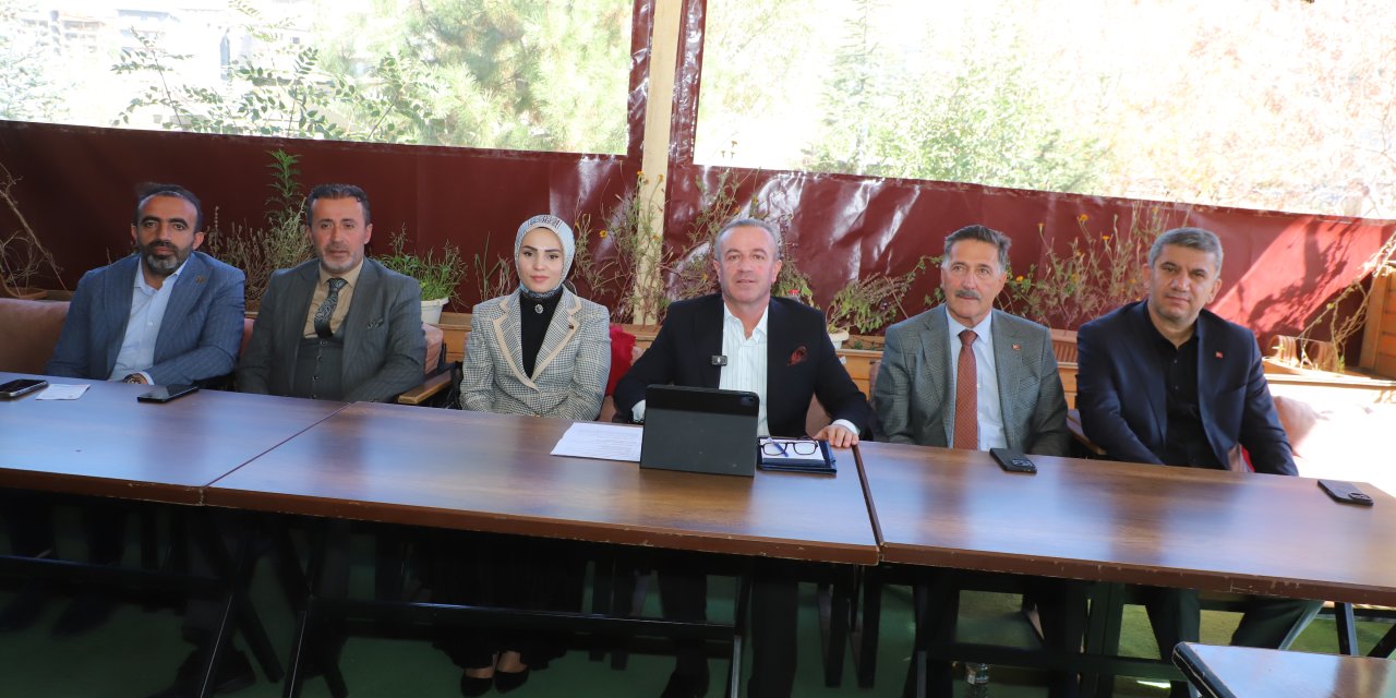 Başkan Kaya Ankara’dan Döndü, müjdelerle geldi