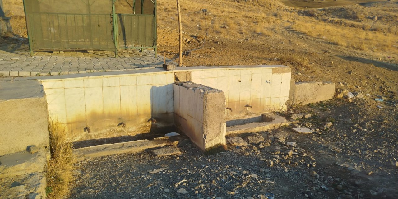 Hakkari Mergereş çeşmesi kurudu