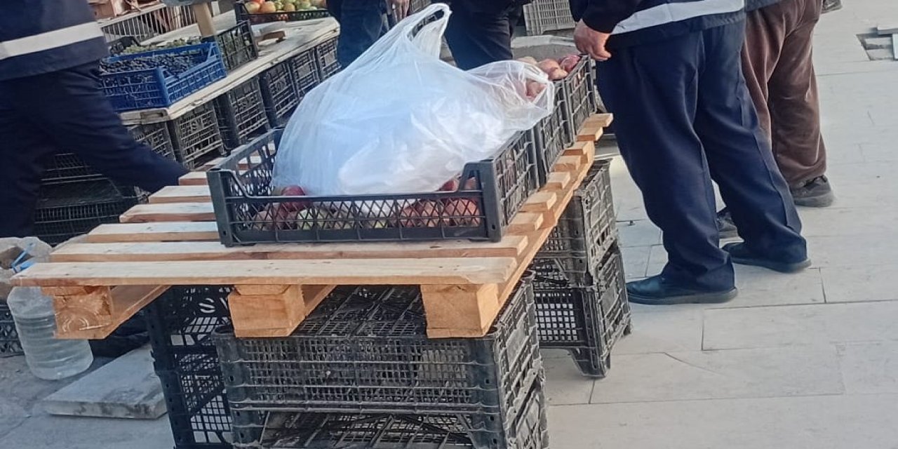 Hakkari’de kaldırım işgaline ceza