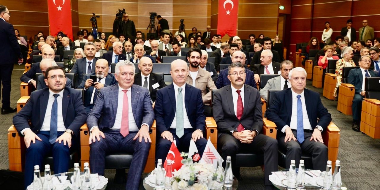 Vali Çelik, İstanbul Sanayi Odası toplantısına katıldı