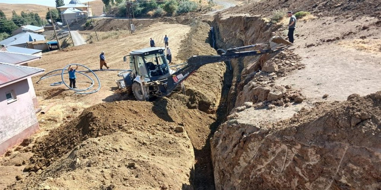 Dağların ardında umudu yeşerten ekip