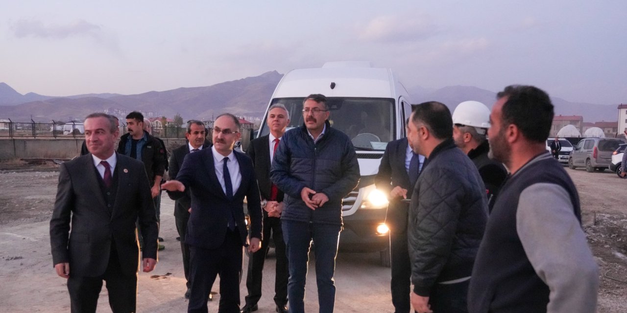 Yüksekova’ya 6 bin kişilik yeni stadyum