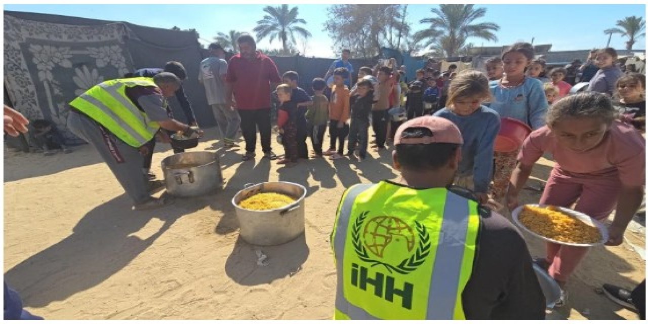 Gazze’de Hakkari İHH’nın gönül sofrası