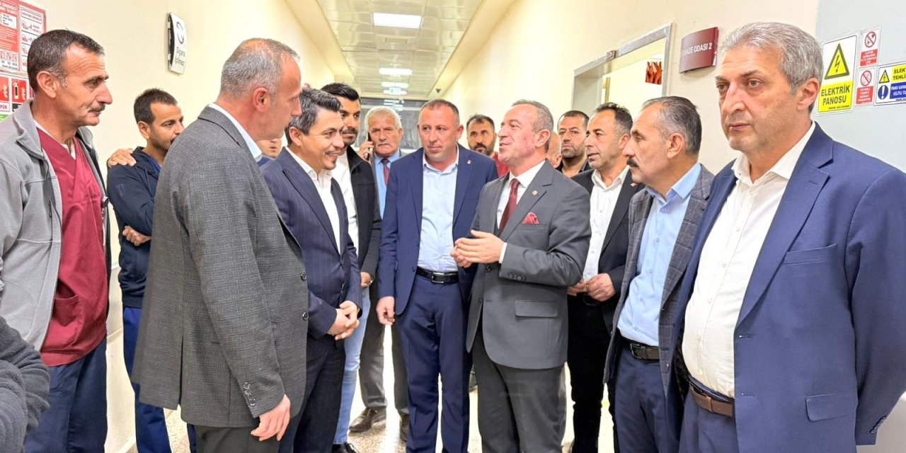 Başkan Kaya, Yüksekova Devlet Hastanesini ziyaret etti