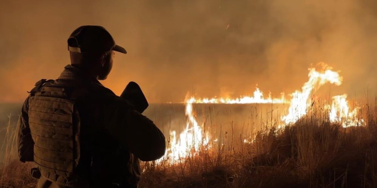 Kuş cennetindeki yangın kontrol altına alınamıyor