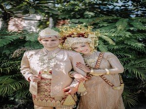 Anuş Ailesinin Mutlu Günü