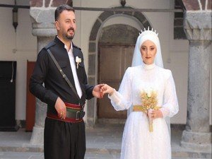 Er Ailesinin Görkemli Düğünü!