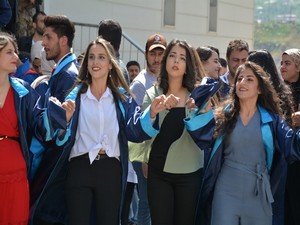 Hakkari üniversitesi mezuniyet töreni 2022