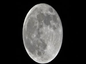 Van'da yılın ilk ‘Süper Ay'ı kartpostallık görüntüler oluşturdu