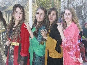 Akmaz Ailesinin Mutlu Günü