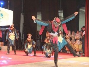 Hakkari'deki Sanatsal Etkinliğe Büyük İlgi