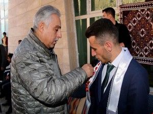 Vali Toprak vatandaşların düğün törenine katıldı!