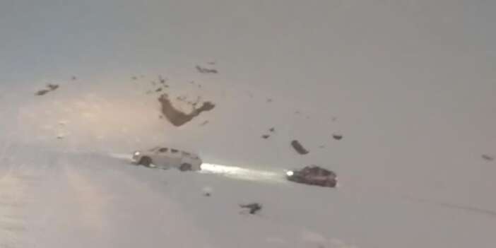 Karda mahsur kalanları Mehmetçik kurtardı