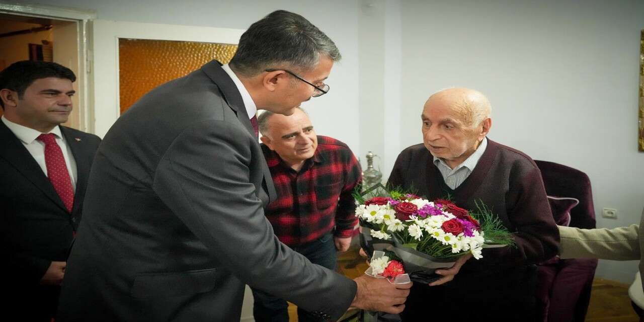 Vali Çelik'ten emektar öğretmen Erdoğan'a vefa ziyareti