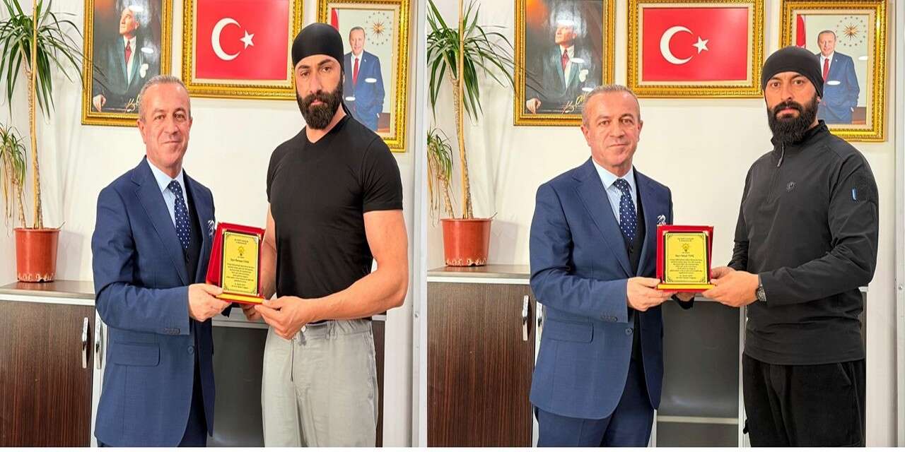 Başkan Kaya'dan Hakkari’de hayat kurtaran gönüllülere teşekkür plaketi