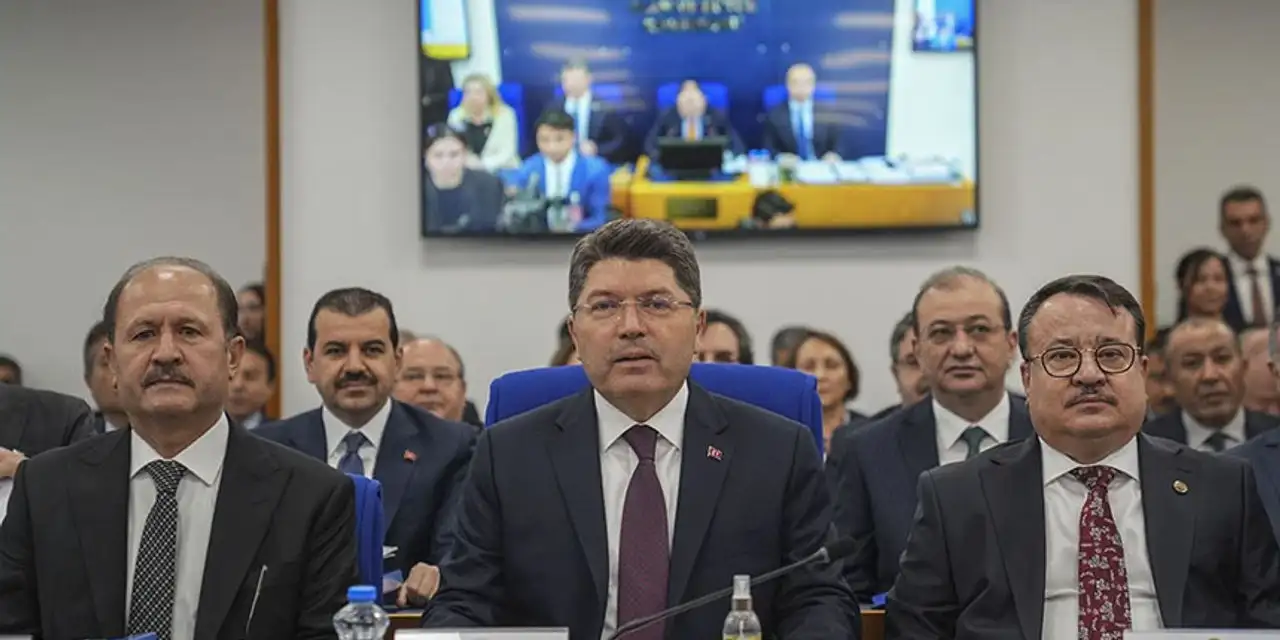 Adalet Bakanı Tunç'tan 11. ve 12. yargı paketleri ile ilgili açıklama