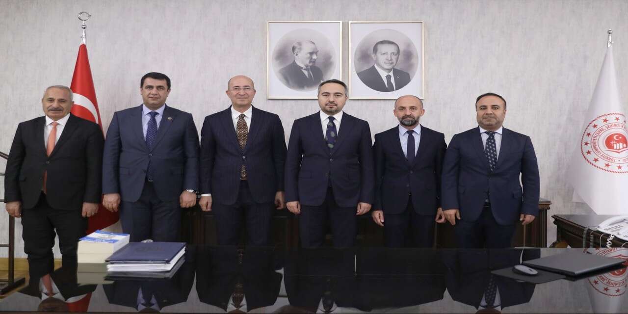 Bakan Yardımcısı Demiralp: “Belediyelerimizle güçlü iş birliğimizi sürdürüyoruz”