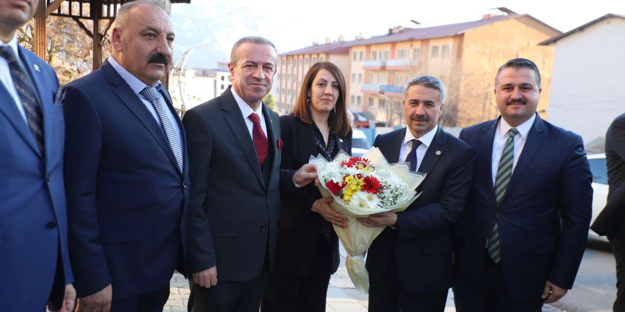 AK Parti İl Danışma Meclisi Toplantısı Hakkari’de gerçekleştirildi