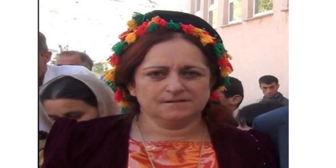 Hakkari’nin sevilen ailelerinden Şerife Ak vefat etti