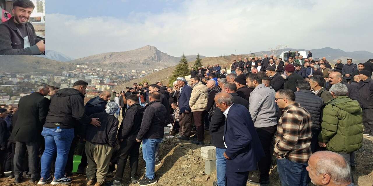 Kazada hayatını kaybeden Durgun Hakkari'de toprağa verildi