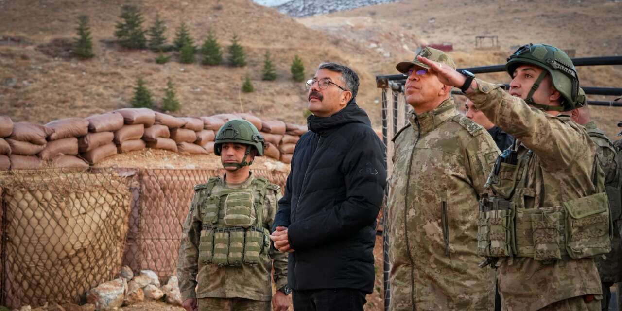 Aktütün Karakolu'na üst düzey ziyaret